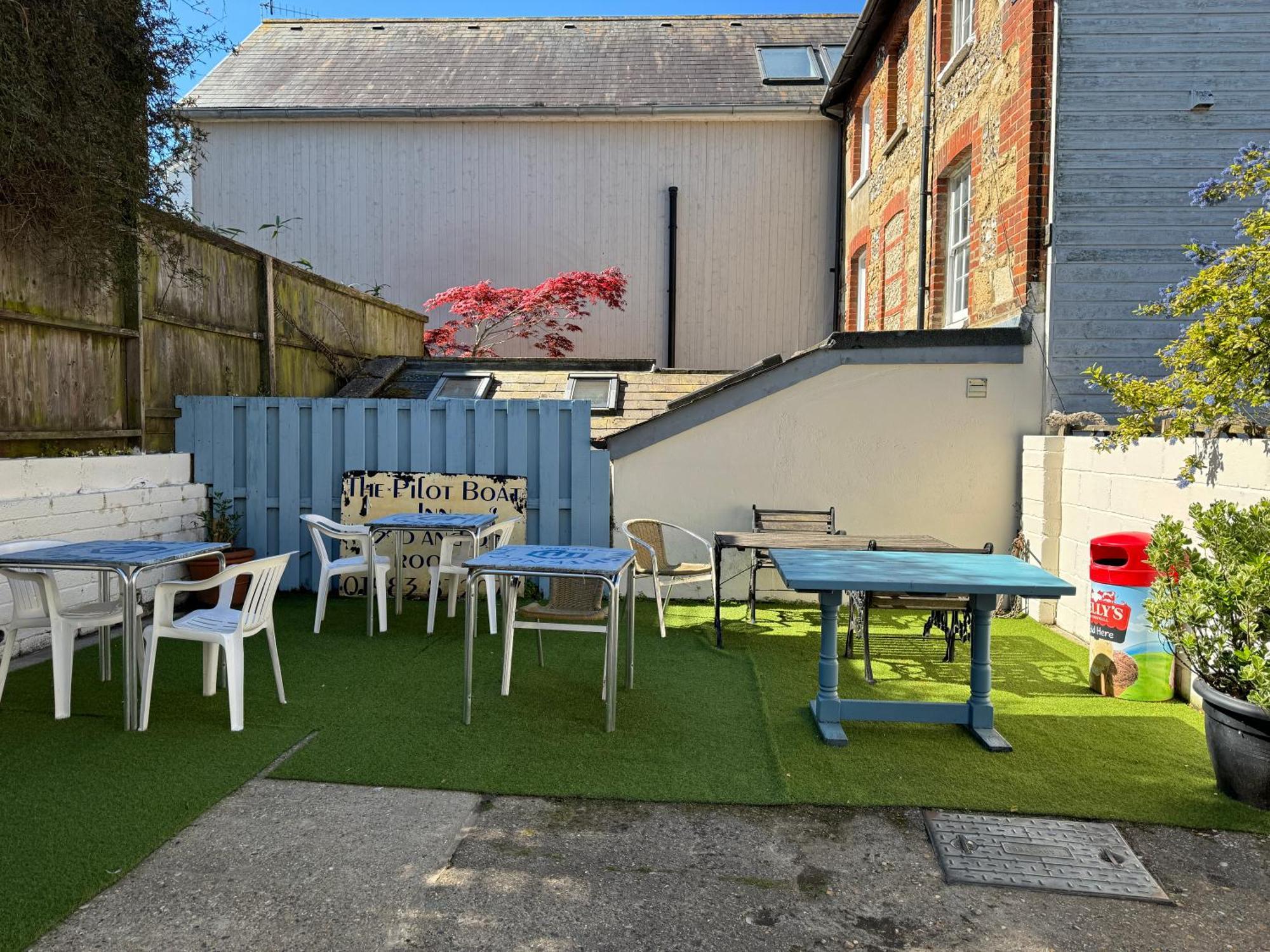 The Pilot Boat Inn, Isle Of Wight Bembridge Exterior photo
