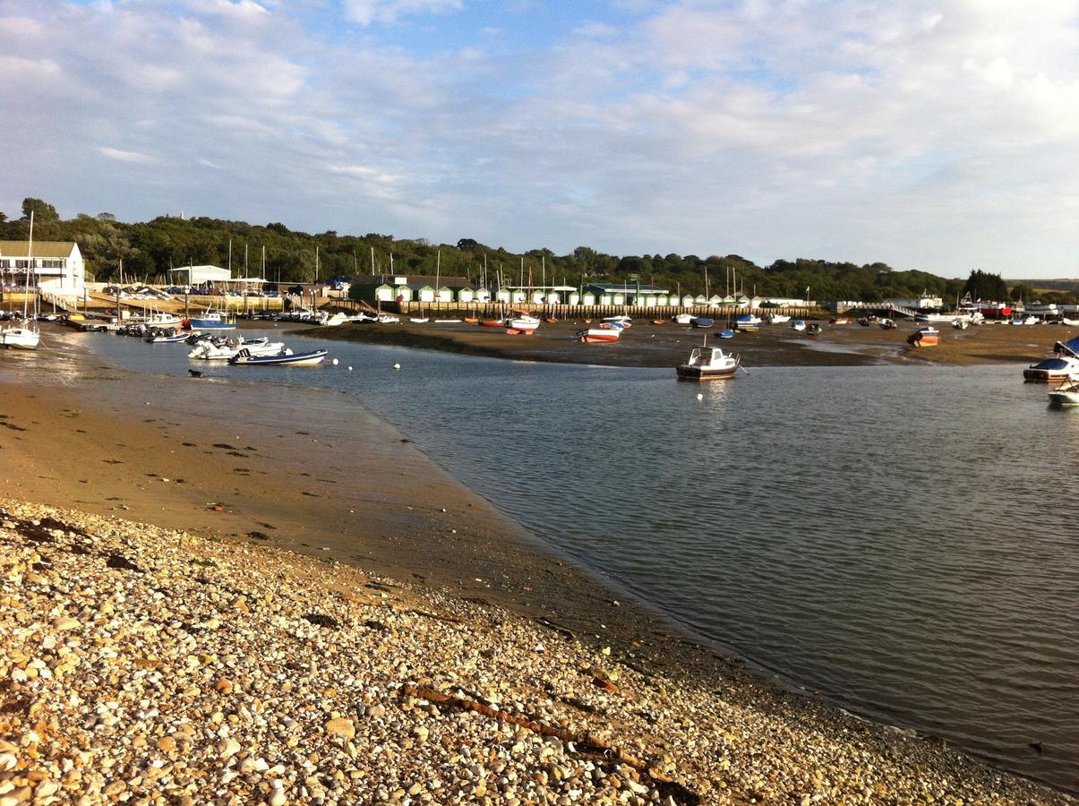 The Pilot Boat Inn, Isle Of Wight Bembridge Exterior photo